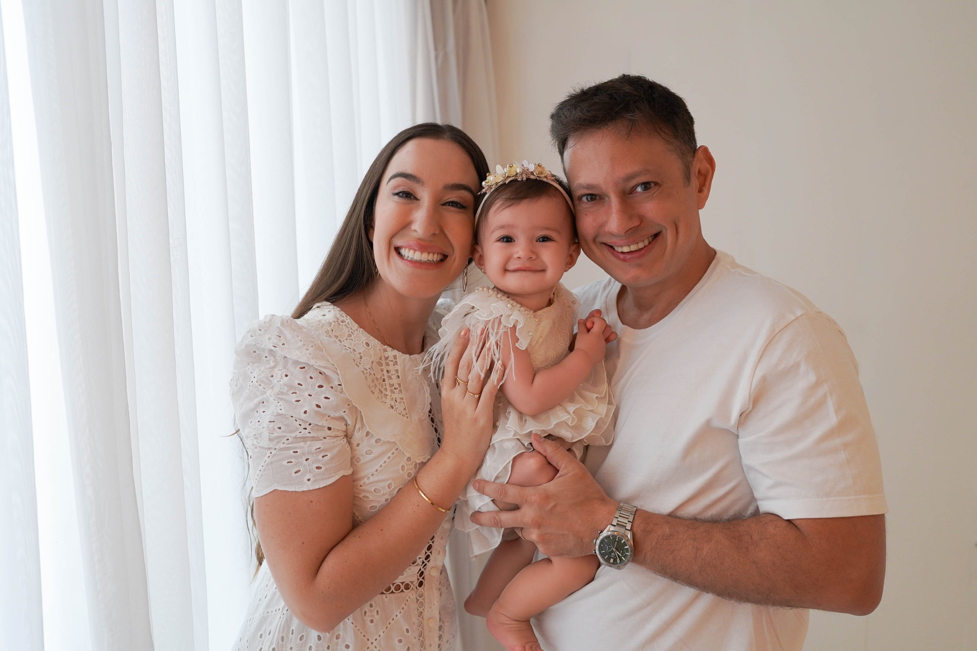 Gabriela e Marcelo com a Sofia